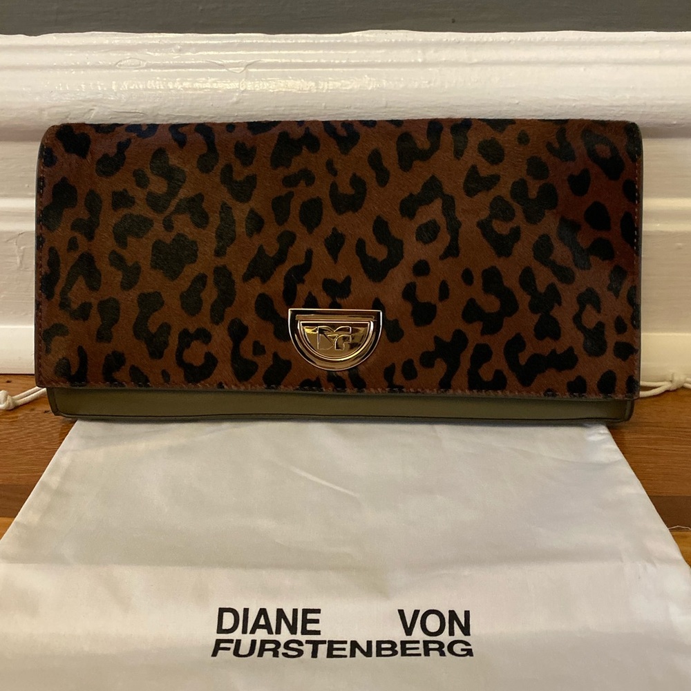 DIANE VON FURSTENBERG clutch